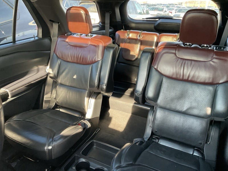 2021 Ford Explorer Platinum