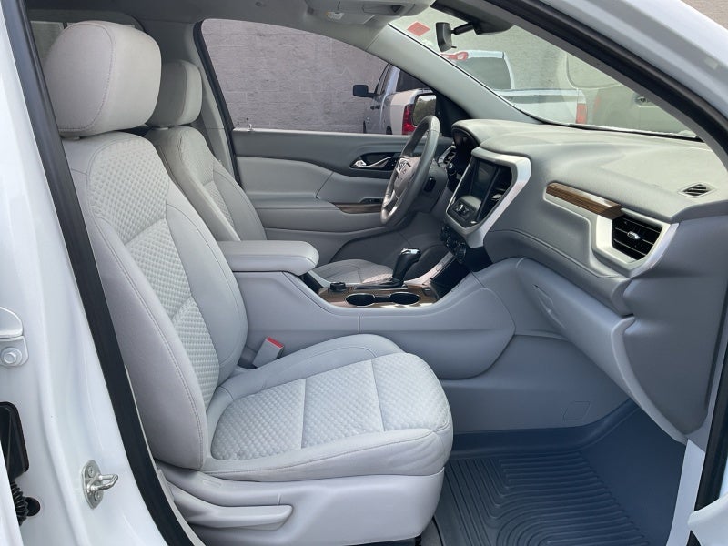 2018 GMC Acadia SLE