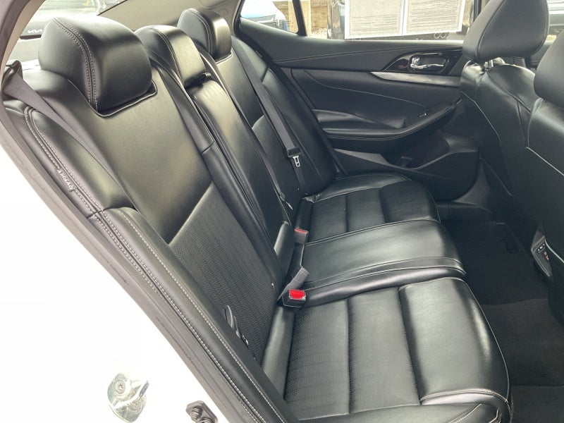 2023 Nissan Maxima SL