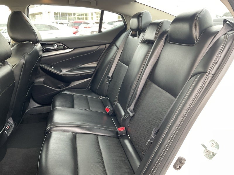 2023 Nissan Maxima SL