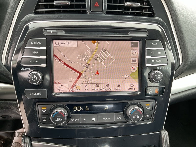 2023 Nissan Maxima SL