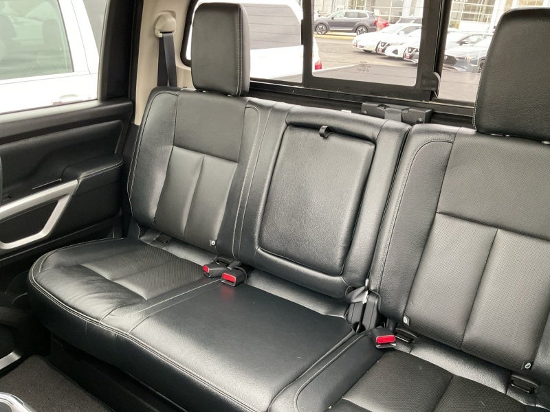 2021 Nissan Titan SL