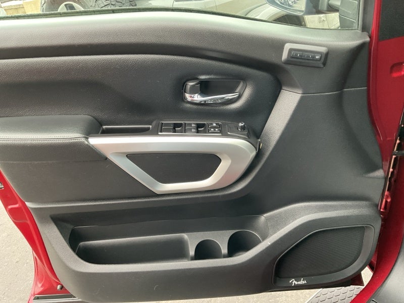 2021 Nissan Titan SL