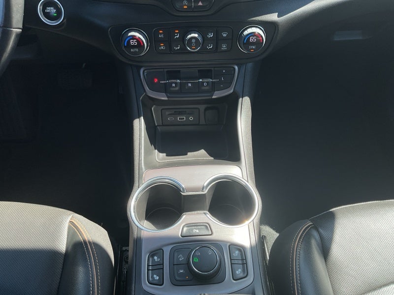 2022 GMC Terrain AT4