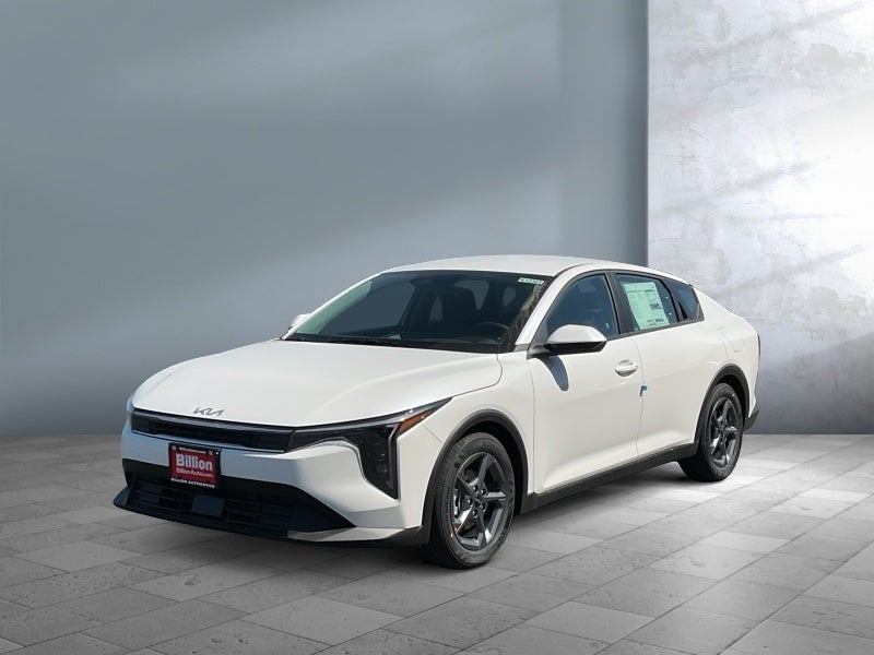 2026 Kia K4 LXS AT's photo