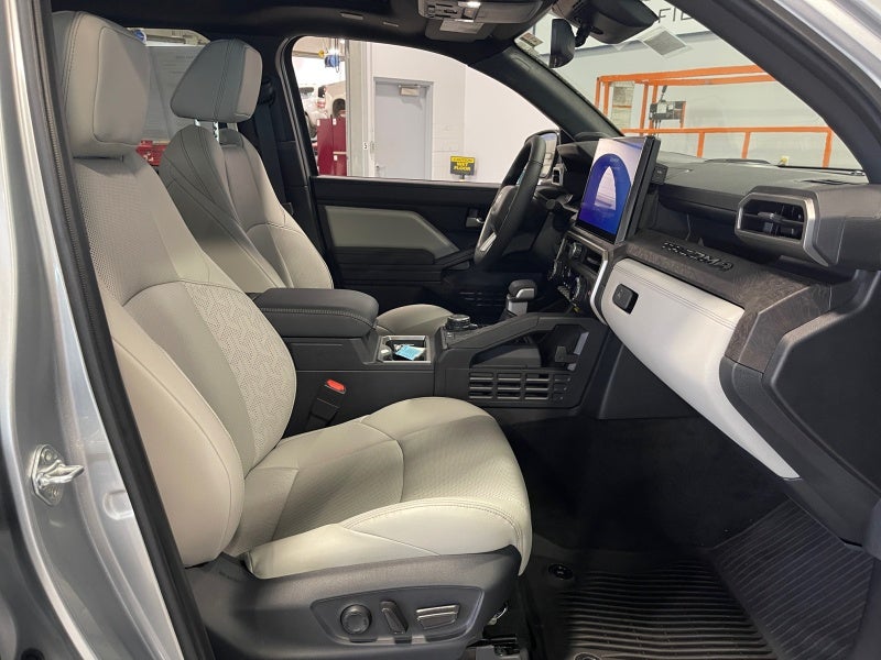 2025 Toyota Tacoma 4WD Limited Hybrid