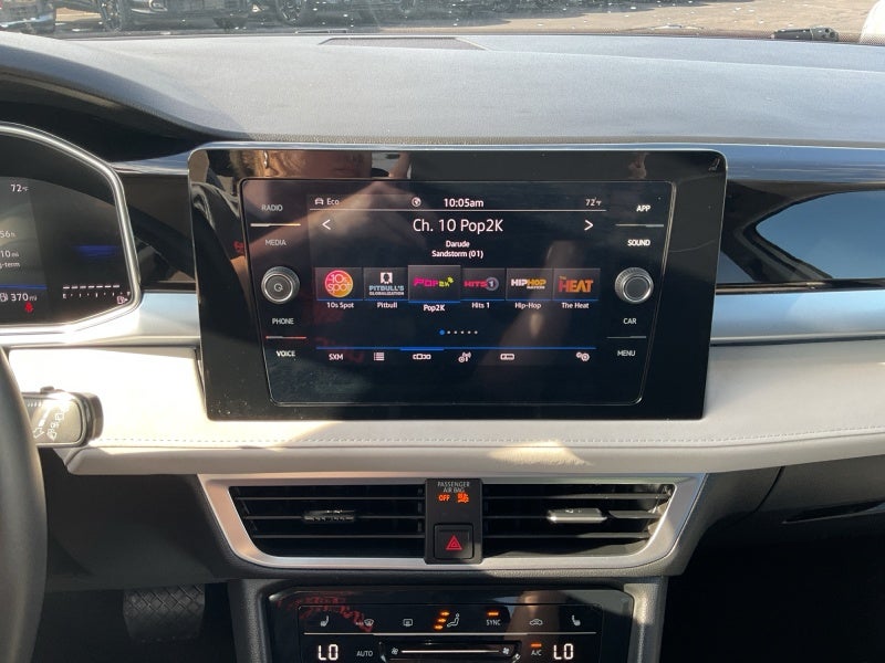 2025 Volkswagen Taos SE