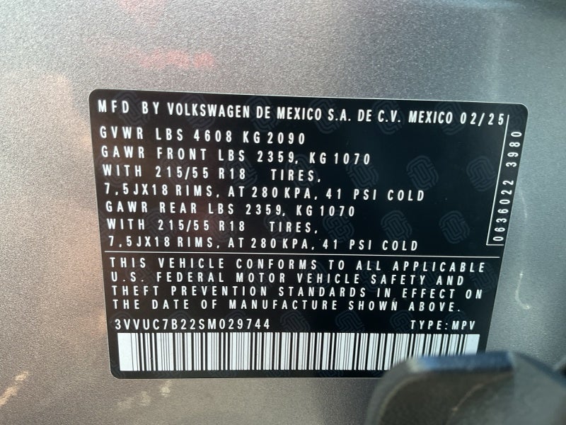2025 Volkswagen Taos SE