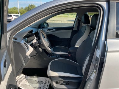 2025 Volkswagen Taos SE