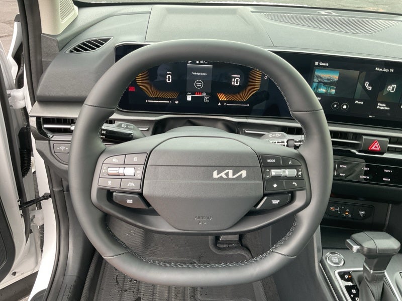 2027 Kia Sportage LX