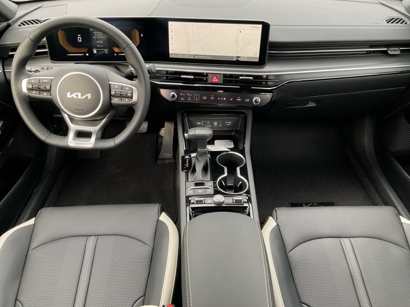 2026 Kia K5 Base
