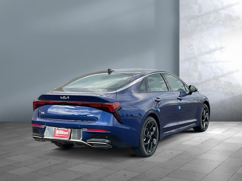 2026 Kia K5 Base
