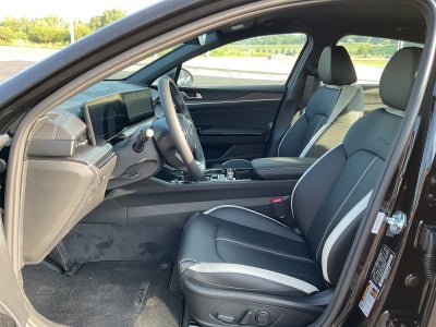 2026 Kia K5 Base