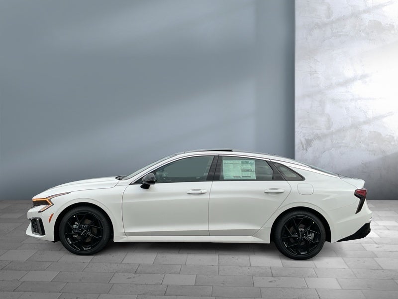 2026 Kia K5 Base