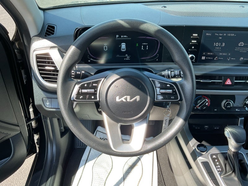 2024 Kia Seltos LX