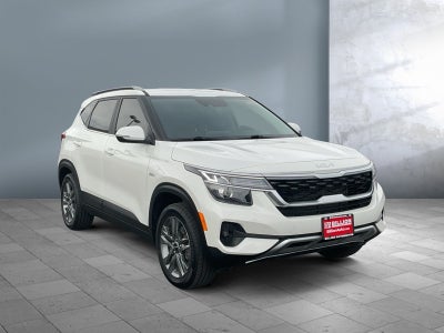 2023 Kia Seltos S
