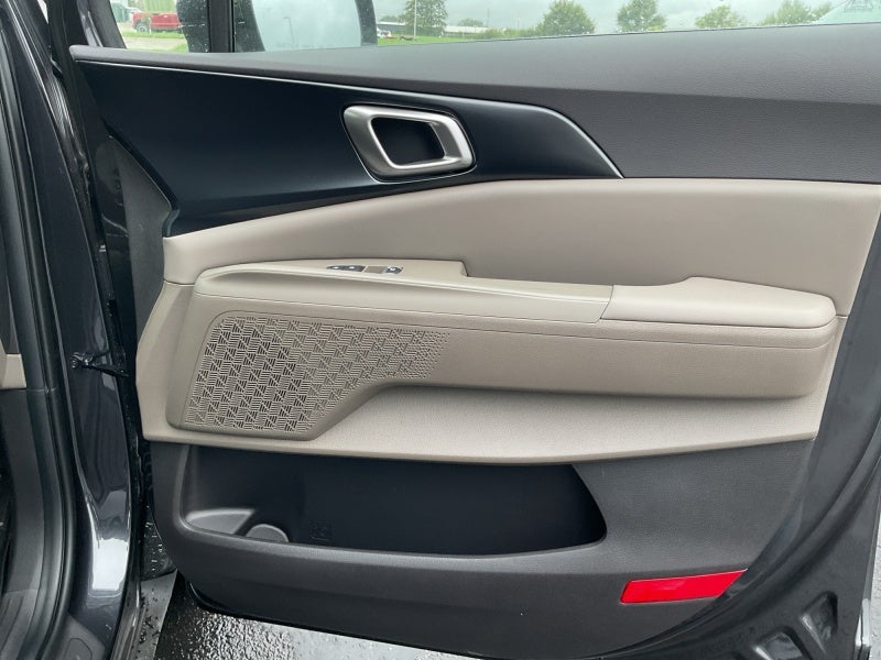 2027 Kia Carnival LXS