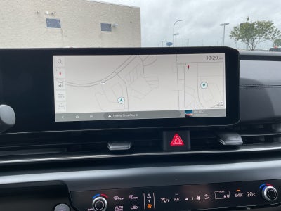 2027 Kia Carnival LXS