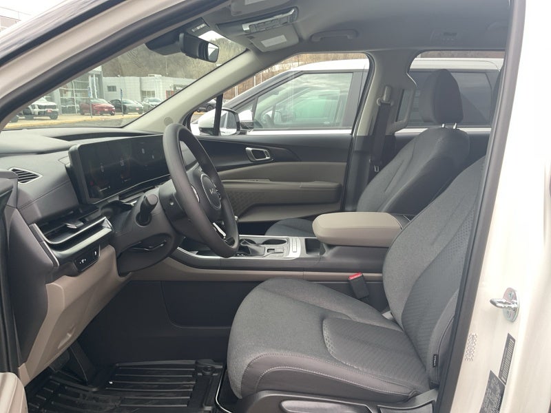 2026 Kia Carnival LX