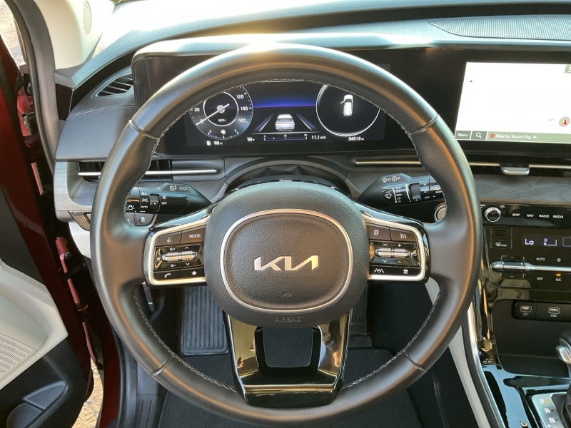 2023 Kia Carnival SX