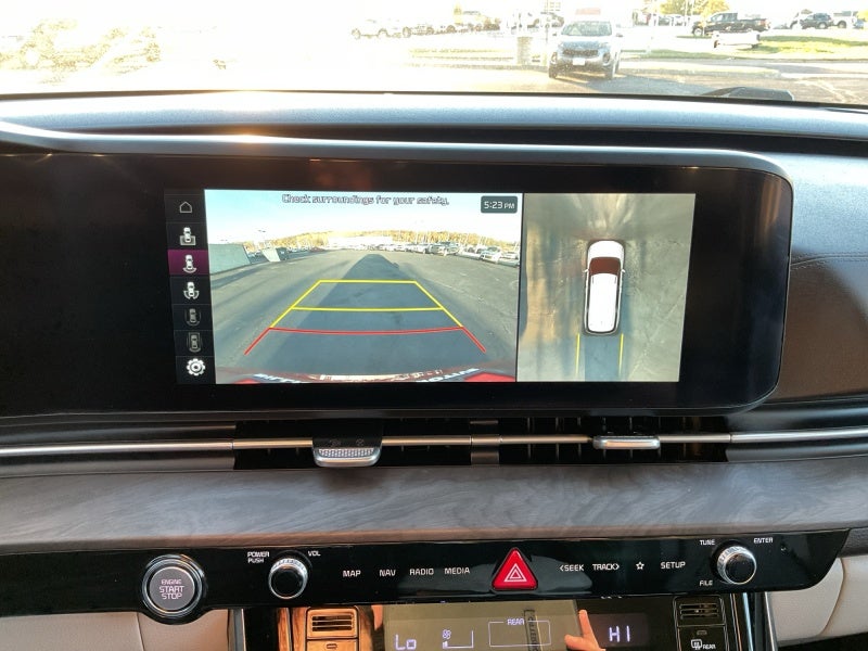 2023 Kia Carnival SX