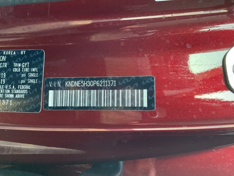 2023 Kia Carnival SX