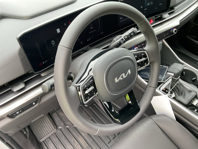 2026 Kia Carnival SX