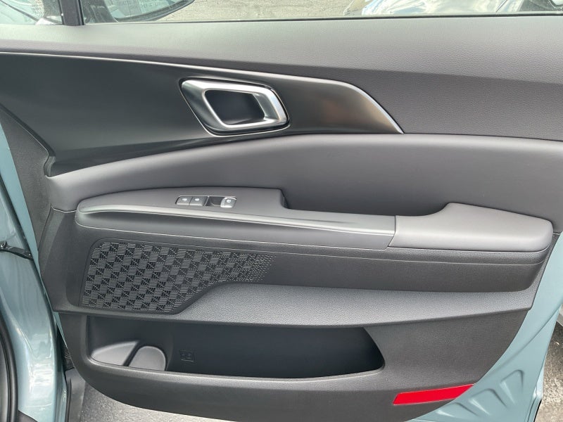 2027 Kia Carnival Hybrid SX