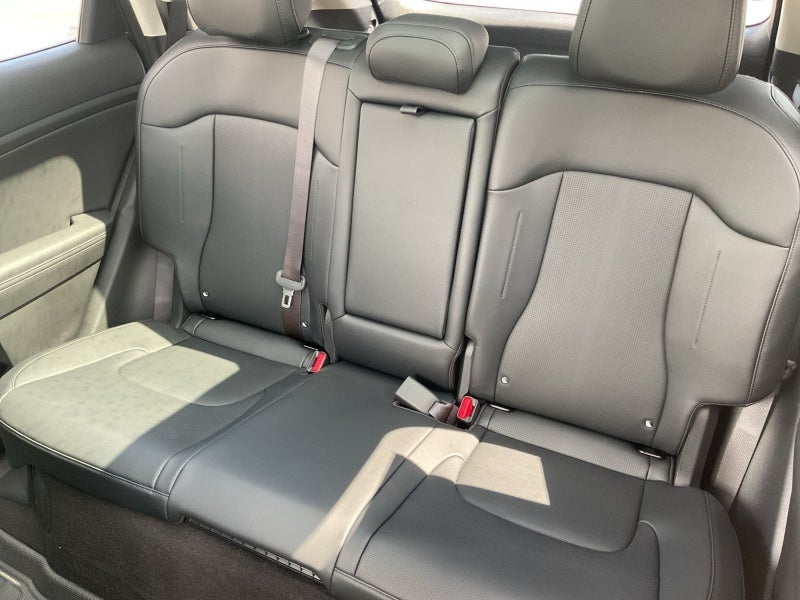 2026 Kia Sportage Hybrid Base