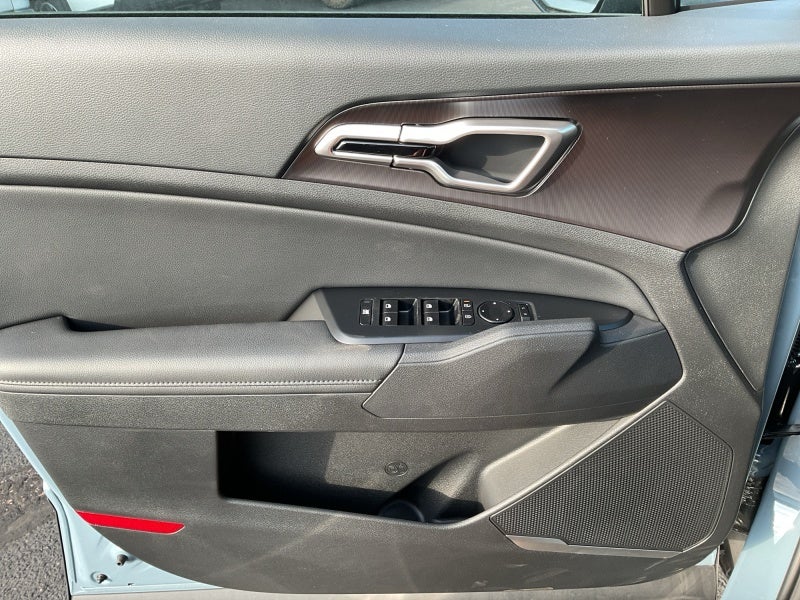 2027 Kia Sportage Hybrid Base